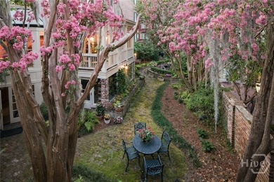 Experience life on Jones Street, considered one of the most - photo 23