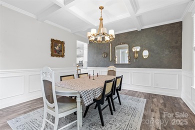 Welcome to this impeccably maintained, farmhouse-inspired - photo 4