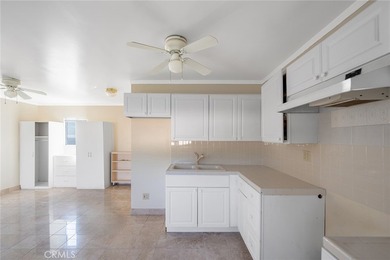 2240 Foothill Blvd - photo 24