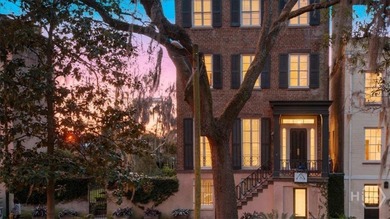 Experience life on Jones Street, considered one of the most - photo 30