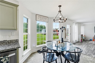 Move-In Ready All-Brick Home on a Premium Pond-Front Lot - - photo 12