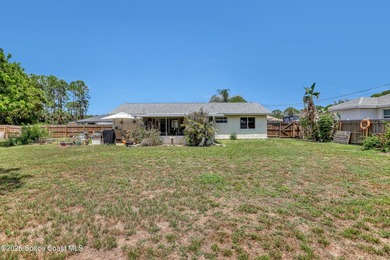 Welcome Home! Don't miss this beautifully maintained gem - photo 21