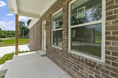 Move-In ready, New Construction with Beautiful Brick. This 3 - photo 6