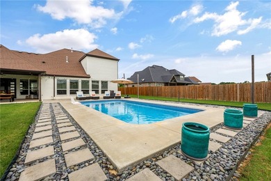 Perfect home in Otter Creek! Gorgeous home with an open - photo 47