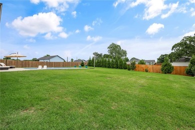 Perfect home in Otter Creek! Gorgeous home with an open - photo 49