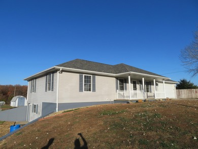 Stockton Lake Home For Sale in Stockton Missouri