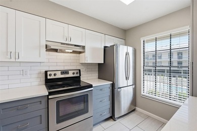 Welcome to this inviting two-bedroom, two-bathroom condo in - photo 6