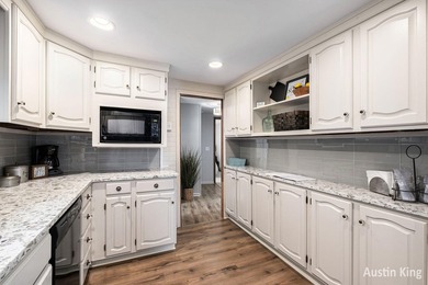 SELLER TO ENTERTAIN OFFERS BETWEEN $749,900 AND $789,876 - photo 10