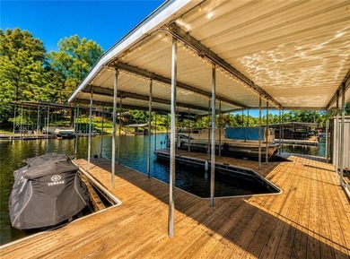 PRICE IMPROVEMENT!! TURNKEY Lake of the Ozarks getaway + - photo 10