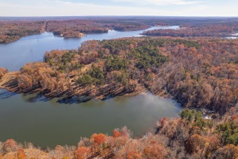 Are you looking for Premium Waterfront property on Carroll - Lake Lot For Sale in Huntington, Tennessee
