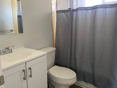 Market Rental income $20,000/mo. Main home is a rectangle with - photo 7