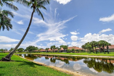 (private lake, pond, creek) Home For Sale in Boynton Beach Florida