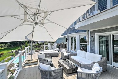 STUNNING WATERFRONT RETREAT ON THE SAKONNET RIVER. Welcome to - photo 4