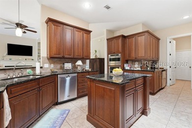 Welcome to 4 Southington Circle in the prestigious gated - photo 5