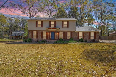 Tucked at the end of a quiet cul de sac on nearly half an acre - photo 1