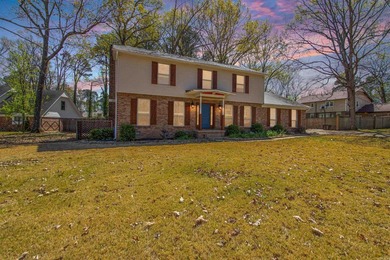 Tucked at the end of a quiet cul de sac on nearly half an acre - photo 2