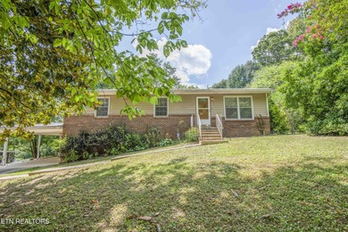 Watts Bar Lake Home For Sale in Harriman Tennessee