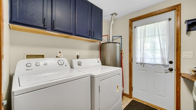 Located near Lower Fish Lake, this 3-bedroom, 2-bath home offers - photo 17