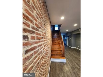 Welcome to the Baltimore Highlands! This house is an investors - photo 6