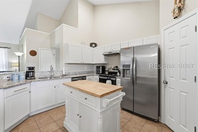 Welcome home to this meticulously maintained, move-in ready - photo 8