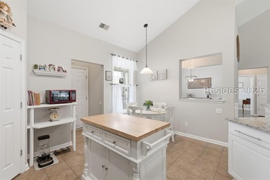 Welcome home to this meticulously maintained, move-in ready - photo 10