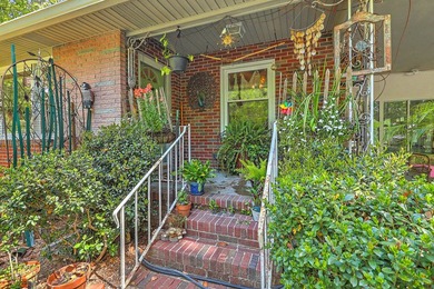 This quaint brick ranch is the perfect starter home or first - photo 4