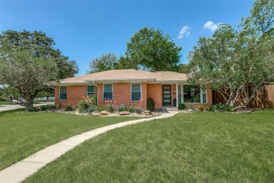 Lake Home For Sale in Dallas, Texas