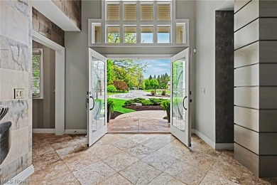 Set on one of Barrington Estates' most coveted cul-de-sac - photo 4