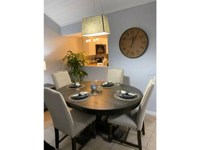 End Unit villa features beautiful lakefront views with vaulted - photo 8