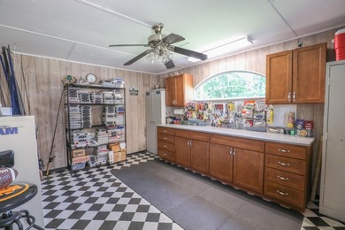 Located in the desirable Island Creek area of Lake Sinclair, 262 - photo 14