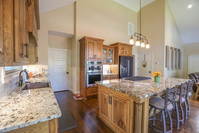 Located in the desirable Island Creek area of Lake Sinclair, 262 - photo 18