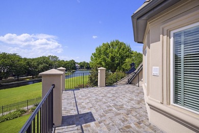 Located in the highly sought-after guarded and gated golf course - photo 28