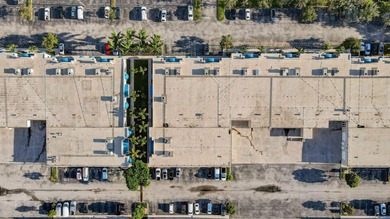 Beautifully renovated, high-end commercial space in prime sunny - photo 12