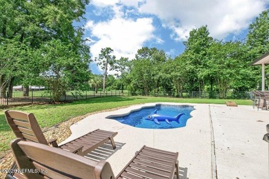 Welcome to your private golf course retreat in sought-after - photo 31