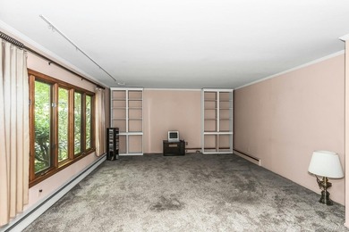 Ranch with 3 bedrooms and two full baths set on a 1/2 acre of - photo 4