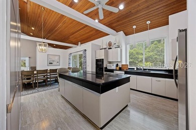Walkable to the beaches of Palmetto Dunes, this Hilton Head - photo 41