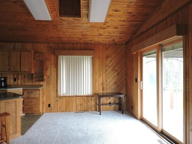 Very spacious and private location. Walking distance to the lake - photo 9