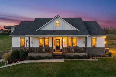 Motivated Seller! ALL furniture conveys with the home, making - photo 2