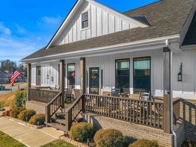 Motivated Seller! ALL furniture conveys with the home, making - photo 3