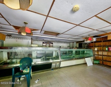 Start your own business! Former deli & convenience store - photo 7