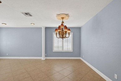 Spacious 3-Bedroom with a huge loft and possibly a 4th bedroom - photo 10