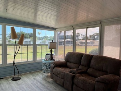 Meticulously Maintained Home with 3 bedrooms, 2 bathrooms, plus - photo 22