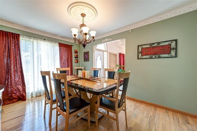 Set on over half an acre at the end of a quiet Saint James - photo 8