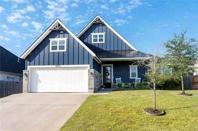 (private lake, pond, creek) Home For Sale in College Station Texas