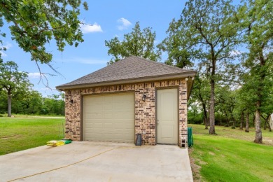 Recent Custom Build on 2.75 Acres!!! - photo 4