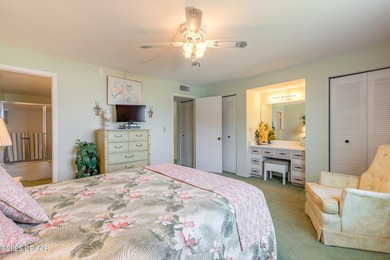 OCEAN BREEZE - Your Coastal Escape Awaits! Wake up to - photo 4