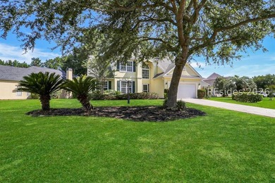 Outstanding 4-bedroom, 3.5-bath Jordan Model in the highly - photo 3