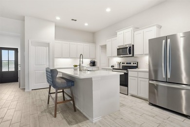 Step into this sleek and stylish Burleson home, Joshua ISD - photo 2