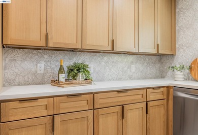Exceptional single-story Cambrian home offering 4 bedrooms, 2 - photo 16