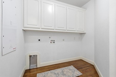 This exceptional former model home showcases an impressive array - photo 26